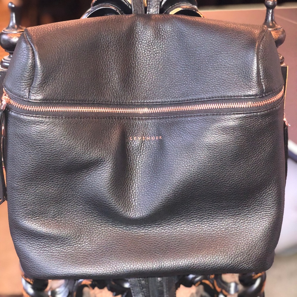 Levenger black leather bag/backpack